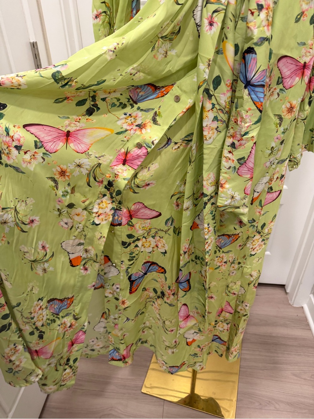 OO LALA Light Green Floral & Butterfly Maxi Shirt Dress - Picture 4 of 6